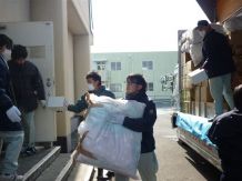 東北関東大震災救援物資輸送 018.jpg 東北関東大震災救援物資輸送 018.jpg